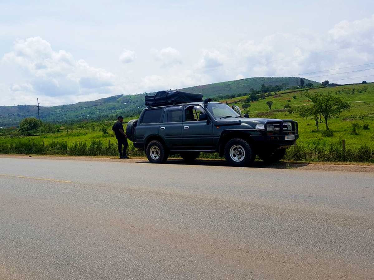 camper-land-cruiser-for-hire-in-uganda