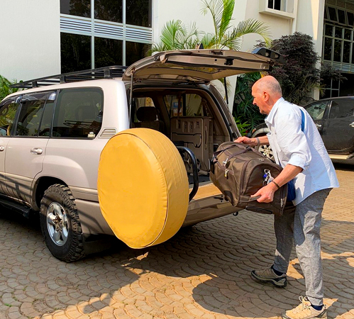 pick-up-and-drop-off-experience-in-uganda