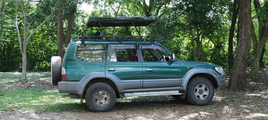 best-4x4-land-cruisers-with-pop-up-roofs-car-rental-uganda - Best 4x4 Cars for Uganda Safaris and Tours - Top 4x4 Self drive Car Rental Uganda