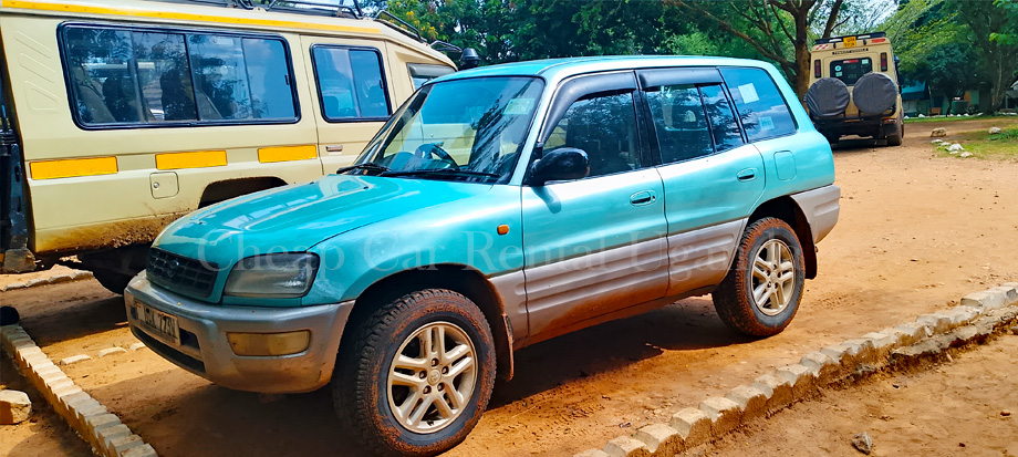 Autotour Ouganda – Tout ce que vous devez savoir, location de 4x4 abordable pour une aventure safari - toyota-rav4-for-self-drive-uganda-car-hire