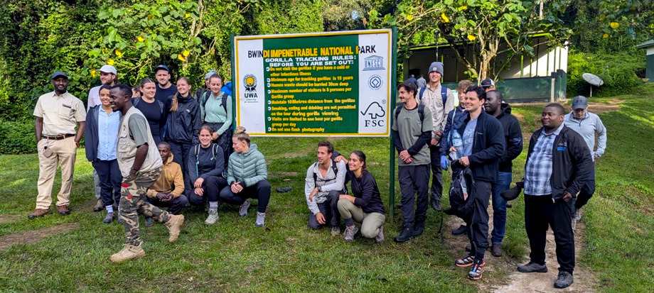 gorilla-trekking-gear-what-to-wear-uganda-rwanda