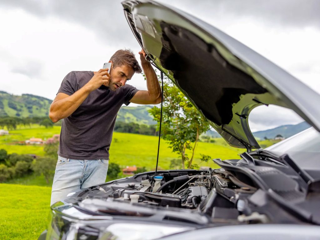 free-roadside-assistance-and-field-support-offered-by-cheap-car-rental-uganda-limited