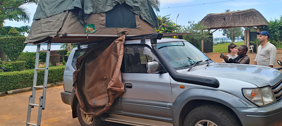 land-cruiser-prado-tx-tz-with-rooftop-tent