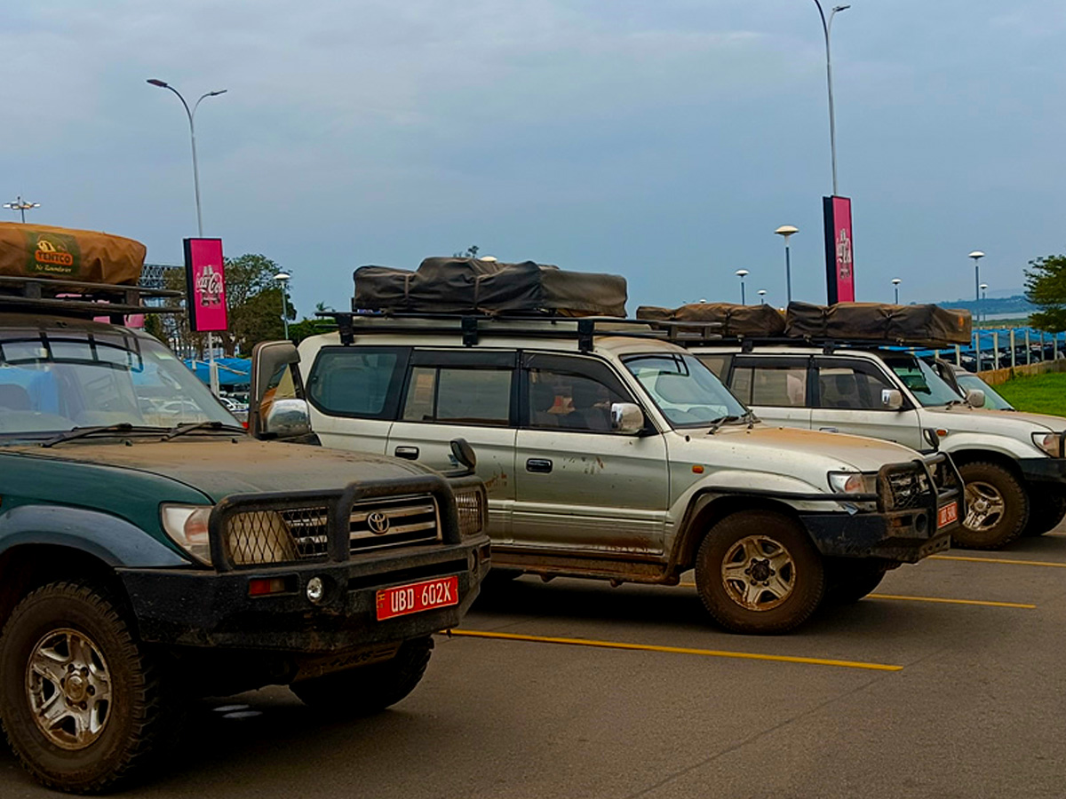 cheap-4x4-rooftop-tent-car-rental-uganda-best-4x4-rental-cars-in-uganda