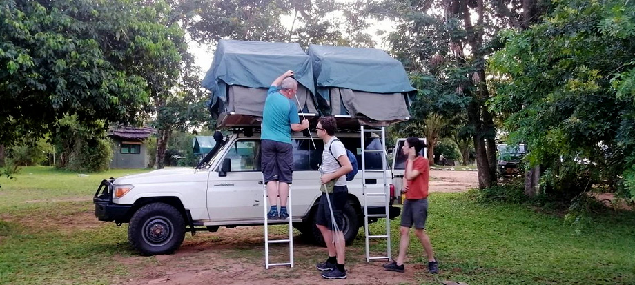 land-cruiser-lx-hardtop-with-2-rooftop-tents-for-self-drive-car-hire-uganda